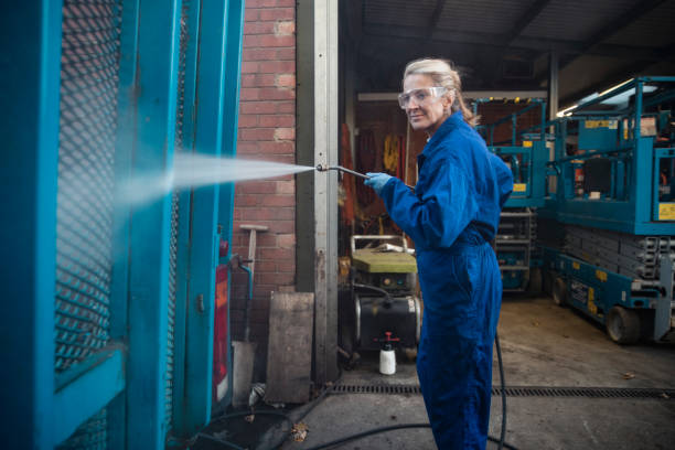Best Commercial Building Pressure Washing  in Seffner, FL