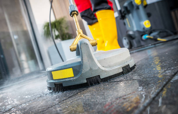 Why Choose Our Certified Pressure Washing Experts for Your Project Needs in Seffner, FL?